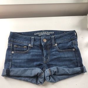 American Eagle Shorts (size: 0)